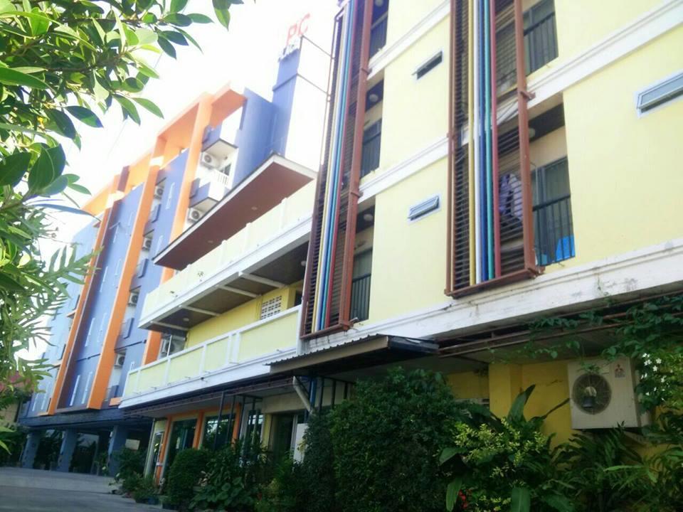 Pc Place Pattaya Extérieur photo
