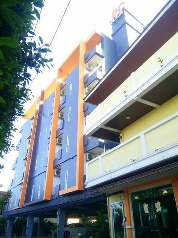 Pc Place Pattaya Extérieur photo