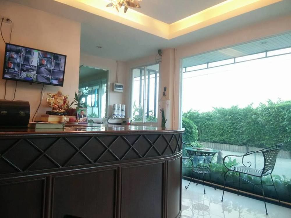Pc Place Pattaya Extérieur photo